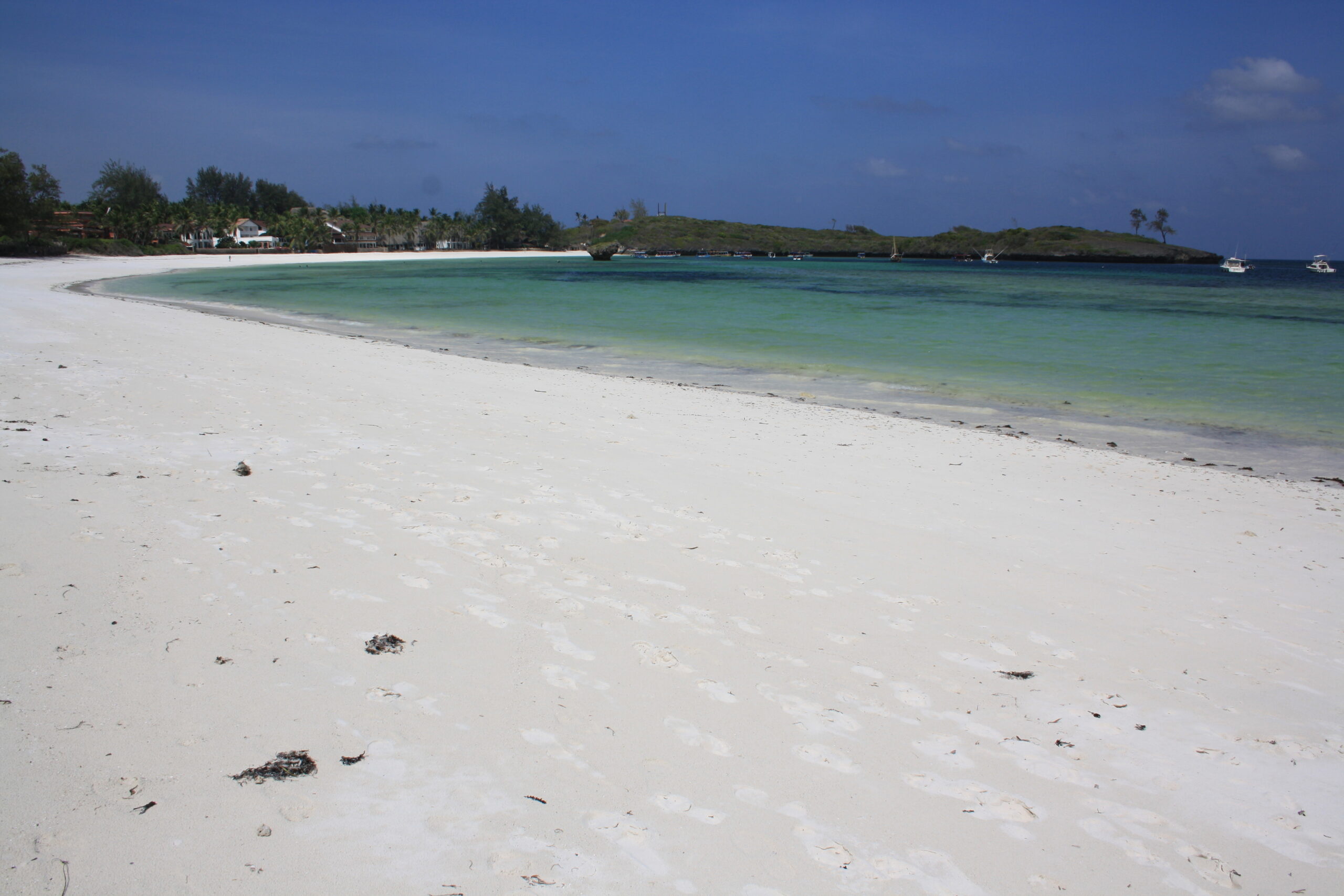 Spiaggia di sabbia bianca a Watamu