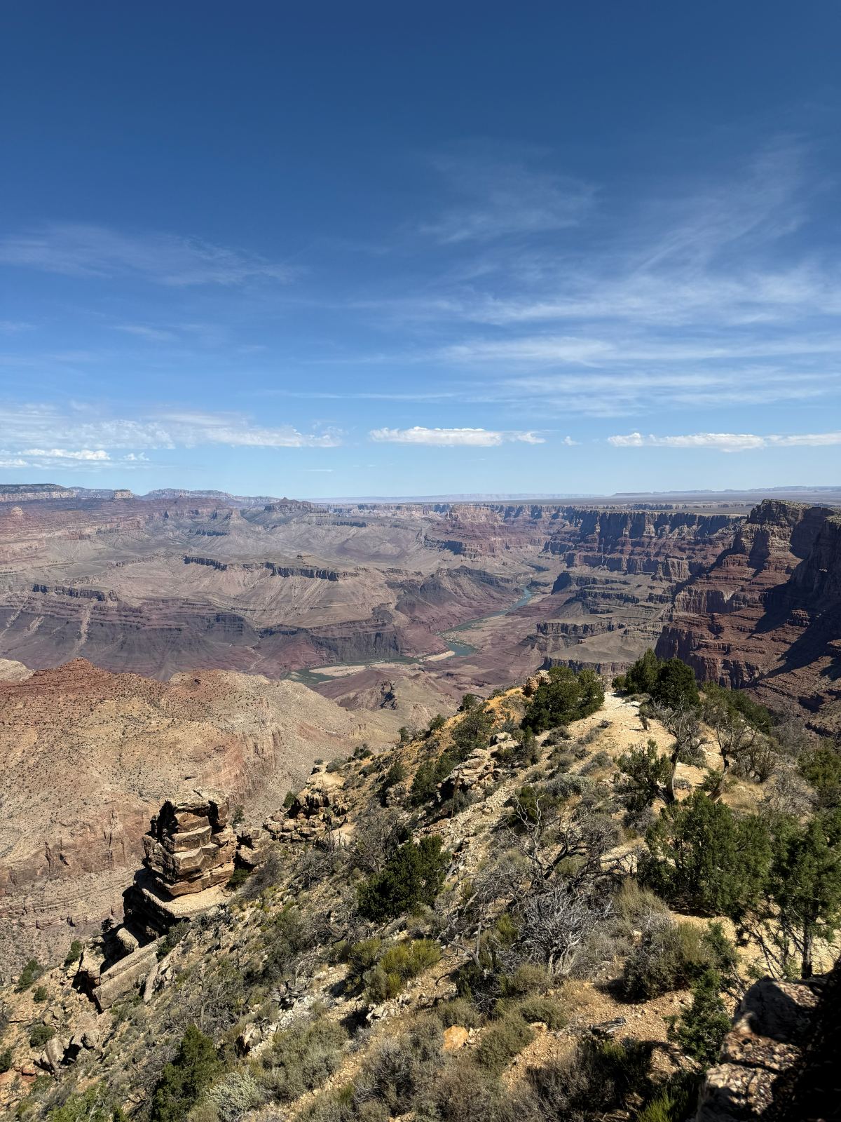 La veduta ampia del Grand Canyon dal bordo sud