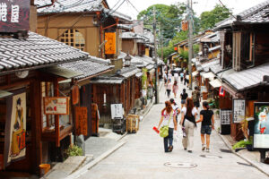 Sannenzaka e Ninenzaka: le Stradine di Pietra sotto Kiyomizu-dera