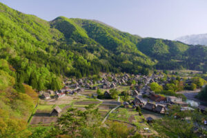 Shirakawa-go: il Villaggio UNESCO delle Case Gassho-zukuri