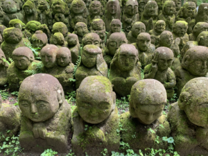 Otagi Nenbutsu-ji: le 1.200 Statue Rakan tra le Colline di Arashiyama